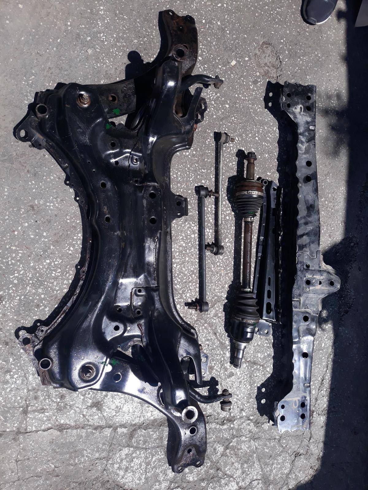 Toyota Corolla Auris 2008 2018 Model Çıkma Orjinal Alt Travers Ön Travez Aks