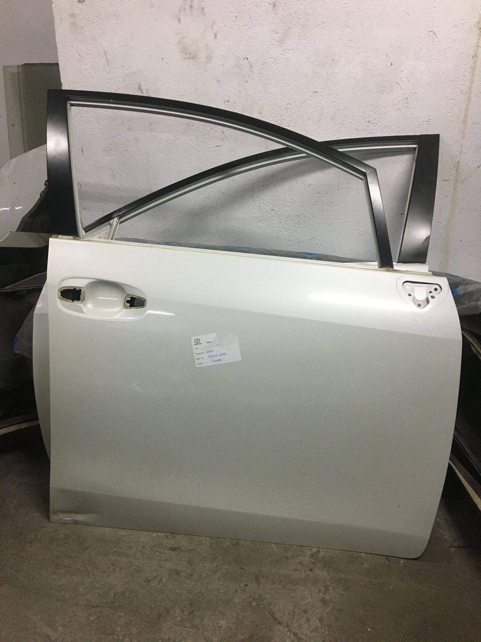 Toyota Verso 2011-2018 Çıkma Orjinal Sağ Ön Kapı