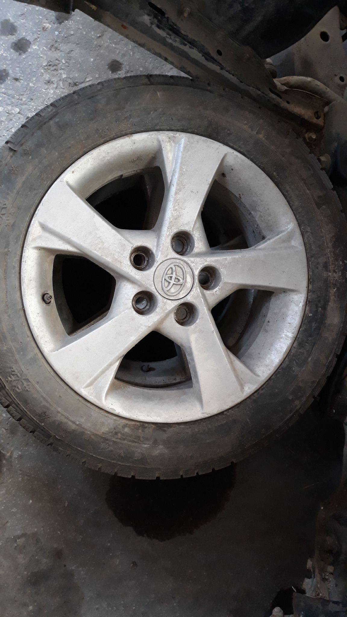 Toyota Corolla Auris 2008 2012 Model Orjinal Çelik Jant